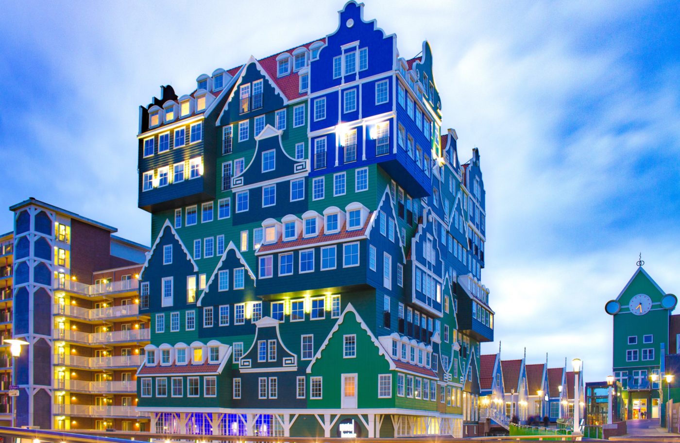 city break in Amsterdam: colourfully painted house