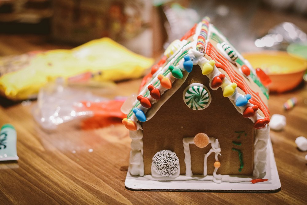 christmas baking - gingerbread house