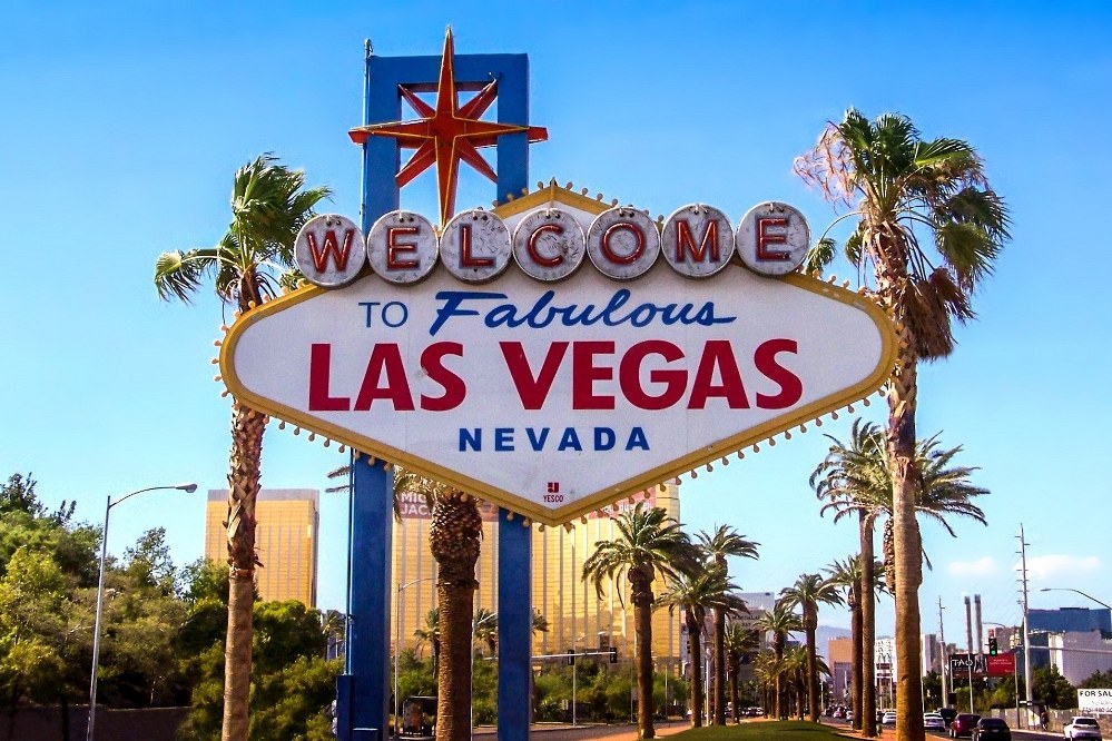 Las Vegas welcome sign