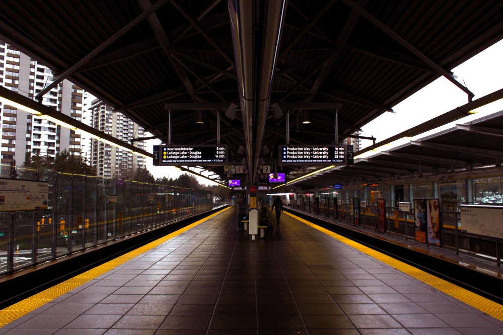 transport in Vancouver: Vancouver SkyTrain station