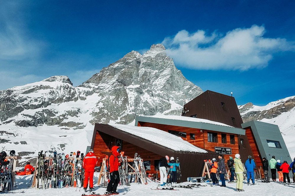 apres ski restaurant in Austria
