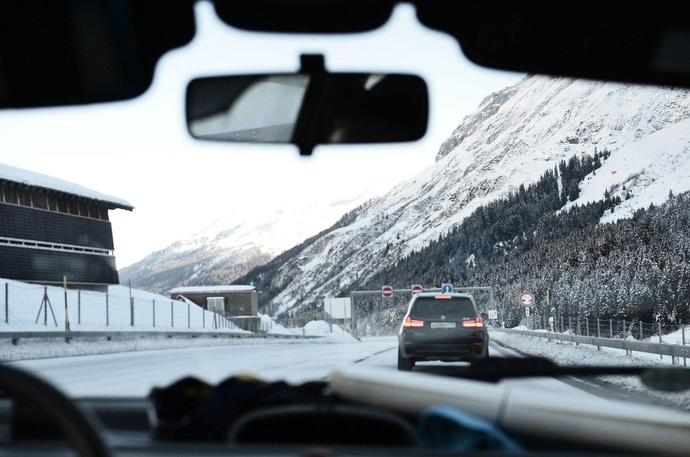 driving to ski resorts in Switzerland