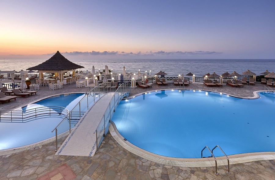 Single Parents on Holiday - Crete Hotel Image 2