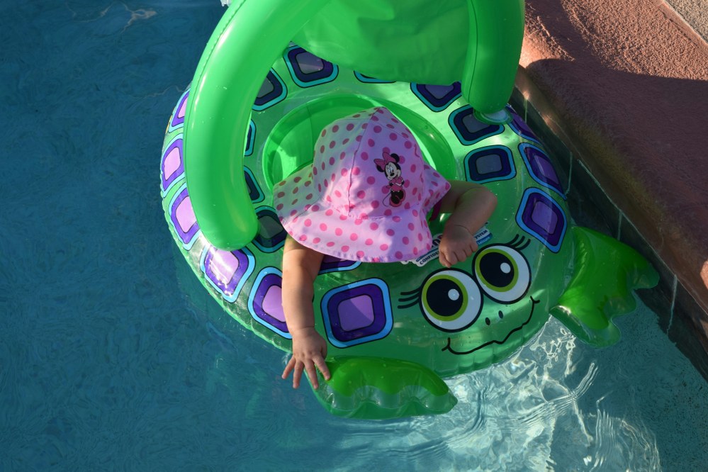 baby pool float