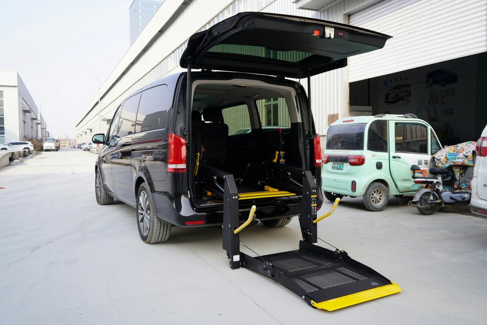 wheelchair accessible vehicle with ramp