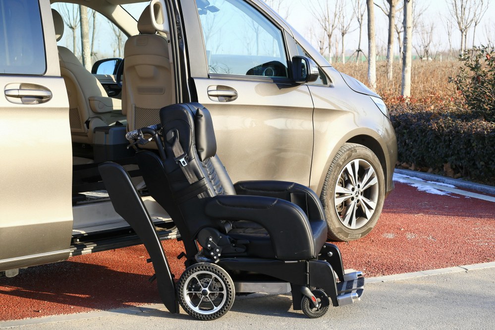 wheelchair accessible vehicle with side entry configuration