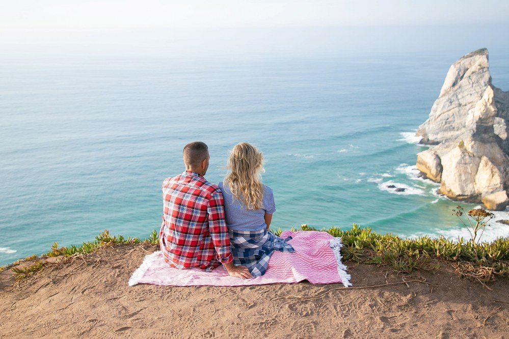 dating on holiday
