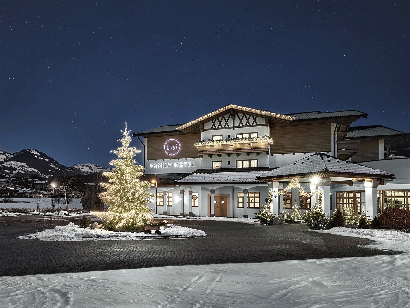 Single Parents on Holiday - Kitzbühel Hotel Image 1
