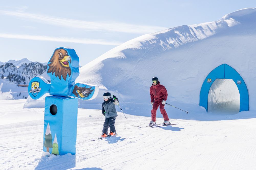 February half term vs. Easter skiing in Mayrhofen